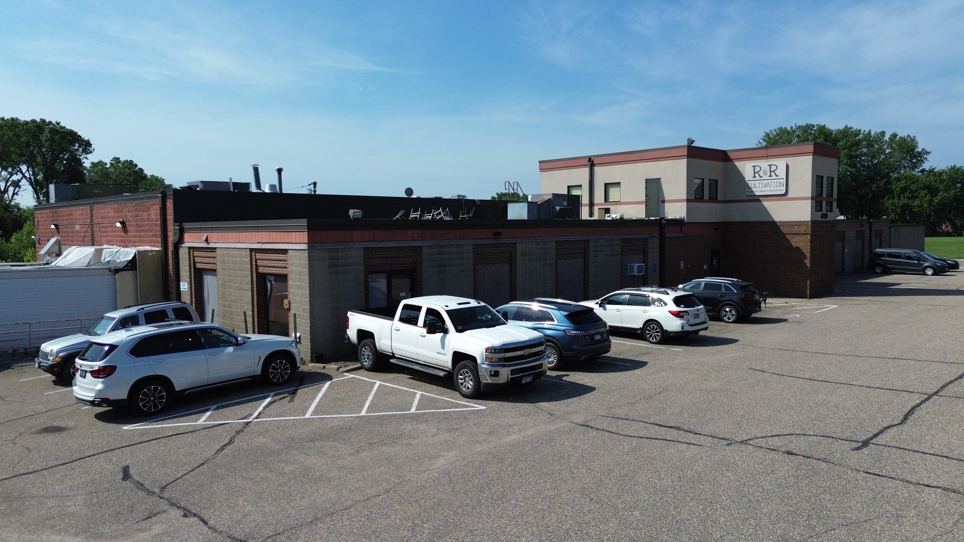 4730 Quebec Ave. N.